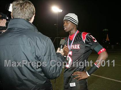 Thumbnail 3 in View Park vs. Animo South Los Angeles (CIF LA City Section D3 Final) photogallery.
