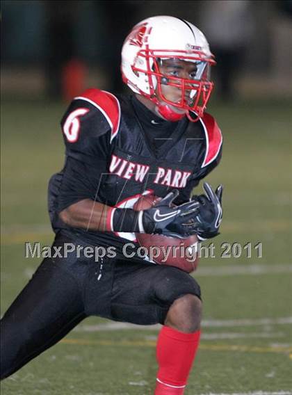 Thumbnail 2 in View Park vs. Animo South Los Angeles (CIF LA City Section D3 Final) photogallery.