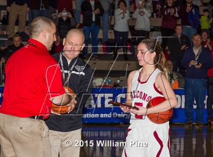 Thumbnail 2 in Jamesville-DeWitt vs. Albertus Magnus (NYSPHSAA Class A Semifinal) photogallery.