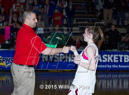 Thumbnail 2 in Jamesville-DeWitt vs. Albertus Magnus (NYSPHSAA Class A Semifinal) photogallery.