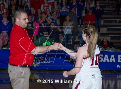 Thumbnail 2 in Jamesville-DeWitt vs. Albertus Magnus (NYSPHSAA Class A Semifinal) photogallery.