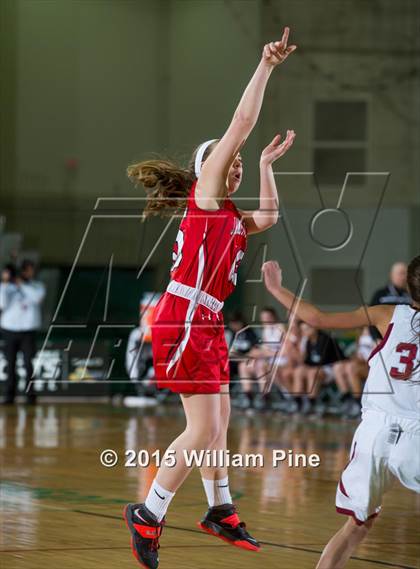 Thumbnail 1 in Jamesville-DeWitt vs. Albertus Magnus (NYSPHSAA Class A Semifinal) photogallery.