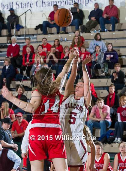 Thumbnail 1 in Jamesville-DeWitt vs. Albertus Magnus (NYSPHSAA Class A Semifinal) photogallery.