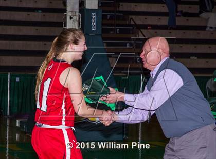 Thumbnail 3 in Jamesville-DeWitt vs. Albertus Magnus (NYSPHSAA Class A Semifinal) photogallery.