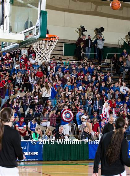 Thumbnail 2 in Jamesville-DeWitt vs. Albertus Magnus (NYSPHSAA Class A Semifinal) photogallery.