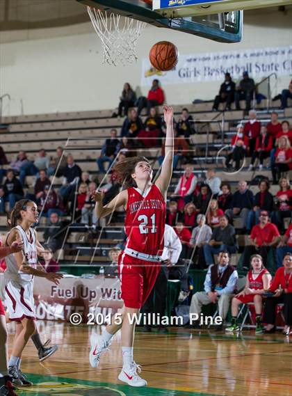 Thumbnail 3 in Jamesville-DeWitt vs. Albertus Magnus (NYSPHSAA Class A Semifinal) photogallery.