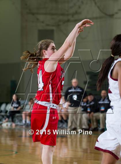 Thumbnail 3 in Jamesville-DeWitt vs. Albertus Magnus (NYSPHSAA Class A Semifinal) photogallery.