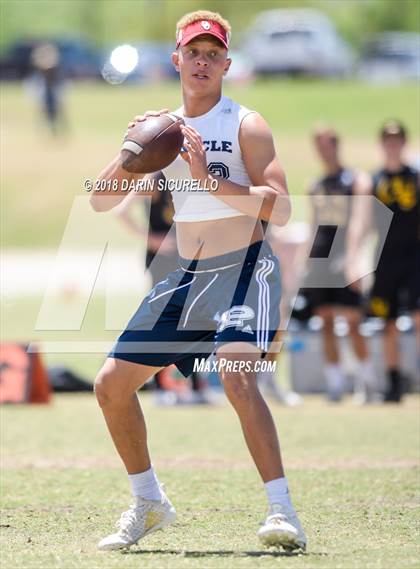 Thumbnail 1 in Pinnacle vs. Saguaro (GBAC 7-on-7) photogallery.