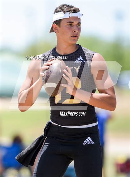 Thumbnail 1 in Pinnacle vs. Saguaro (GBAC 7-on-7) photogallery.
