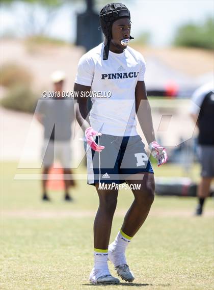Thumbnail 3 in Pinnacle vs. Saguaro (GBAC 7-on-7) photogallery.