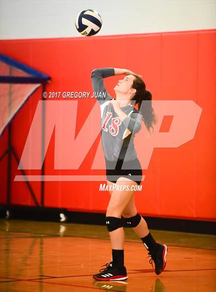 Thumbnail 2 in Edna Karr @ McGehee photogallery.