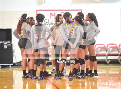 Thumbnail 3 in Edna Karr @ McGehee photogallery.