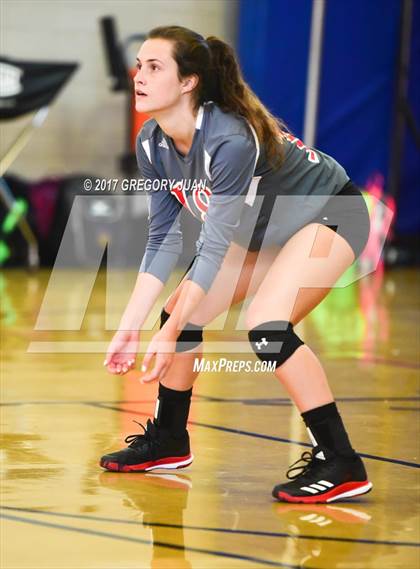 Thumbnail 3 in Edna Karr @ McGehee photogallery.