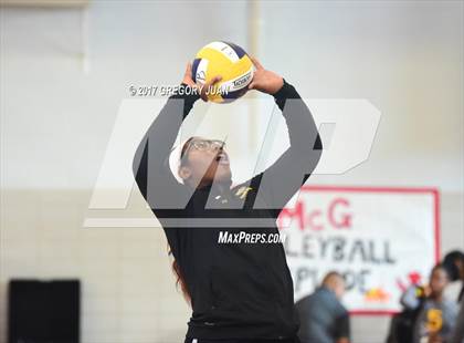 Thumbnail 3 in Edna Karr @ McGehee photogallery.