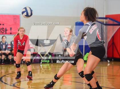 Thumbnail 3 in Edna Karr @ McGehee photogallery.