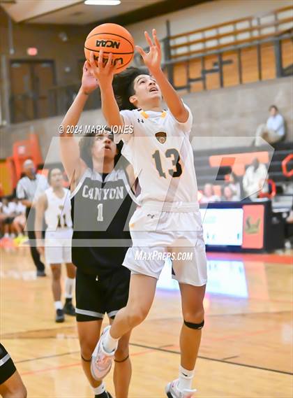 Thumbnail 2 in Willow Canyon vs. Mountain Pointe (MLK Dream Classic) photogallery.