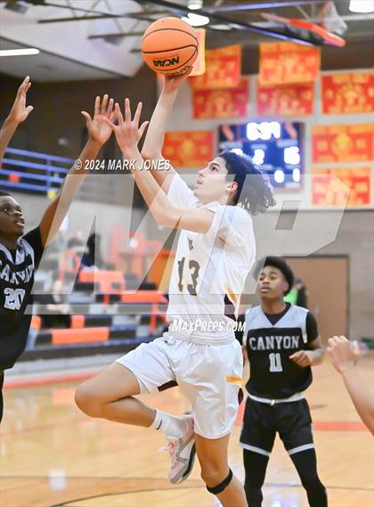 Thumbnail 2 in Willow Canyon vs. Mountain Pointe (MLK Dream Classic) photogallery.