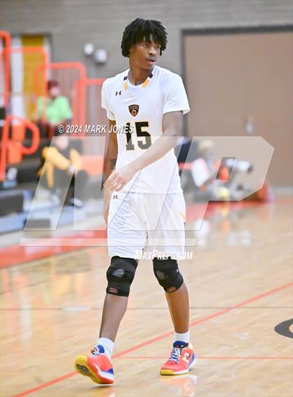 Thumbnail 1 in Willow Canyon vs. Mountain Pointe (MLK Dream Classic) photogallery.