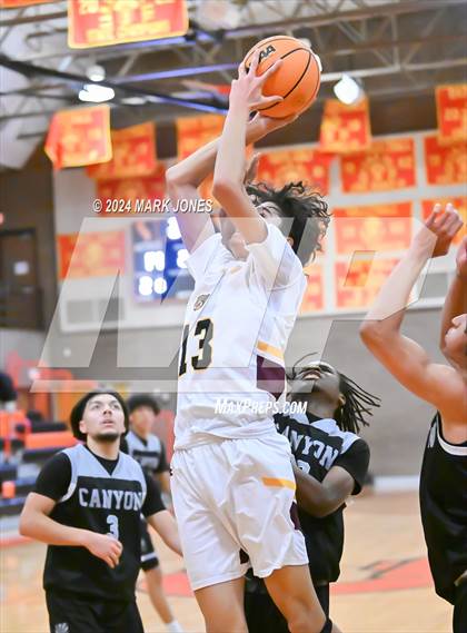 Thumbnail 2 in Willow Canyon vs. Mountain Pointe (MLK Dream Classic) photogallery.