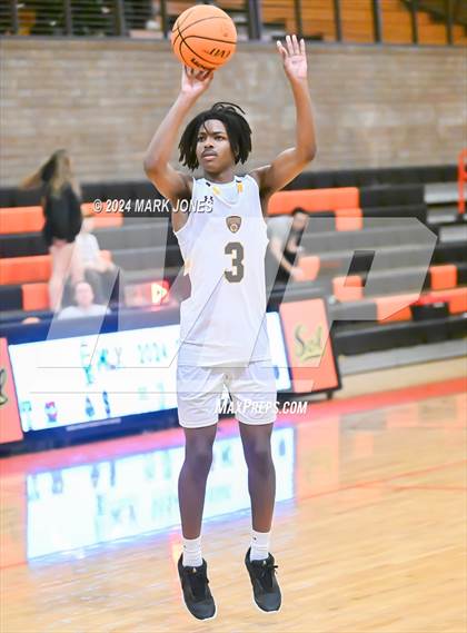 Thumbnail 1 in Willow Canyon vs. Mountain Pointe (MLK Dream Classic) photogallery.
