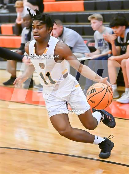 Thumbnail 2 in Willow Canyon vs. Mountain Pointe (MLK Dream Classic) photogallery.