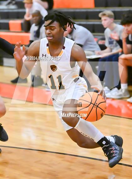 Thumbnail 3 in Willow Canyon vs. Mountain Pointe (MLK Dream Classic) photogallery.