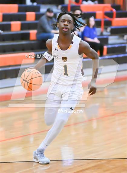 Thumbnail 1 in Willow Canyon vs. Mountain Pointe (MLK Dream Classic) photogallery.