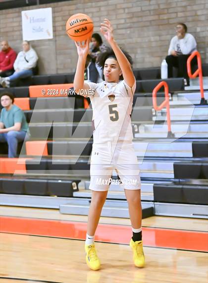 Thumbnail 1 in Willow Canyon vs. Mountain Pointe (MLK Dream Classic) photogallery.