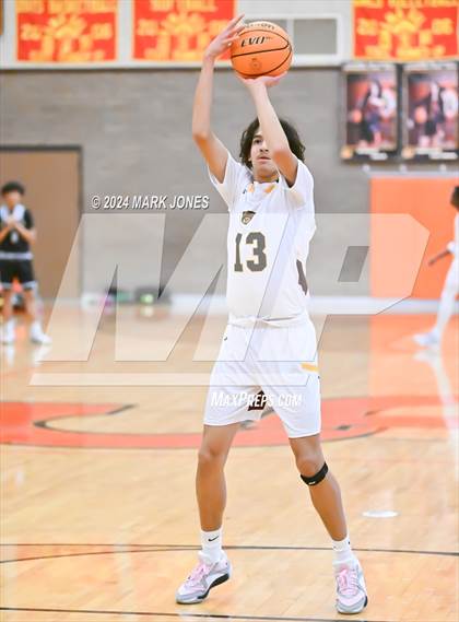 Thumbnail 1 in Willow Canyon vs. Mountain Pointe (MLK Dream Classic) photogallery.