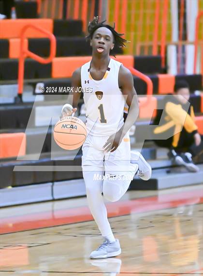 Thumbnail 2 in Willow Canyon vs. Mountain Pointe (MLK Dream Classic) photogallery.