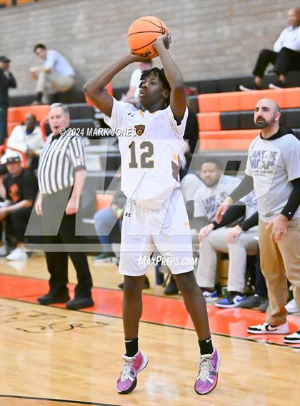 Thumbnail 1 in Willow Canyon vs. Mountain Pointe (MLK Dream Classic) photogallery.
