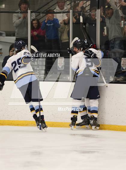 Thumbnail 2 in Valor Christian vs. Cherry Creek (CHSAA 5A Frozen Four) photogallery.