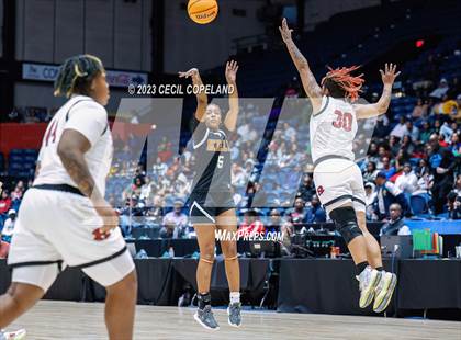 Thumbnail 2 in Warner Robins vs. Kell (GHSA 5A Championship) photogallery.