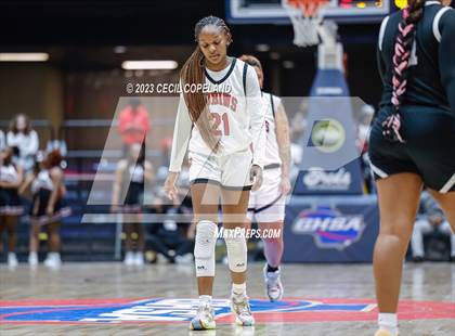 Thumbnail 3 in Warner Robins vs. Kell (GHSA 5A Championship) photogallery.