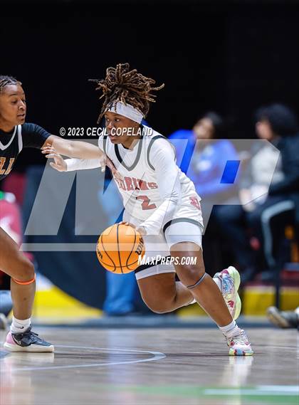Thumbnail 1 in Warner Robins vs. Kell (GHSA 5A Championship) photogallery.