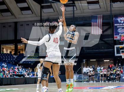 Thumbnail 2 in Warner Robins vs. Kell (GHSA 5A Championship) photogallery.