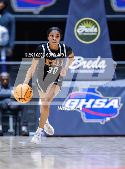 Thumbnail 1 in Warner Robins vs. Kell (GHSA 5A Championship) photogallery.