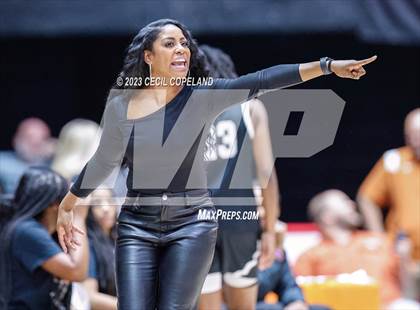 Thumbnail 2 in Warner Robins vs. Kell (GHSA 5A Championship) photogallery.