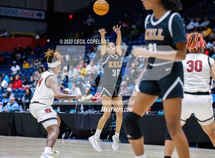 Thumbnail 3 in Warner Robins vs. Kell (GHSA 5A Championship) photogallery.