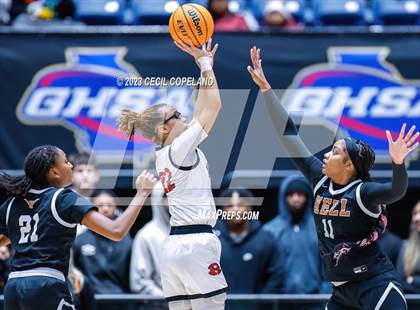 Thumbnail 3 in Warner Robins vs. Kell (GHSA 5A Championship) photogallery.