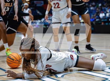 Thumbnail 2 in Warner Robins vs. Kell (GHSA 5A Championship) photogallery.