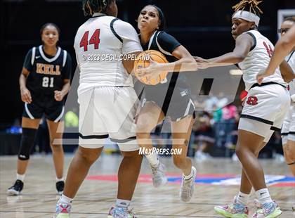 Thumbnail 2 in Warner Robins vs. Kell (GHSA 5A Championship) photogallery.