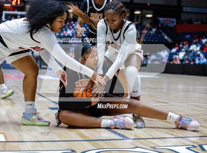 Thumbnail 2 in Warner Robins vs. Kell (GHSA 5A Championship) photogallery.