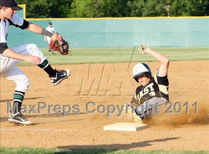 Thumbnail 2 in Carroll @ Plano East (5A Region 1 Bi-District Playoffs) photogallery.