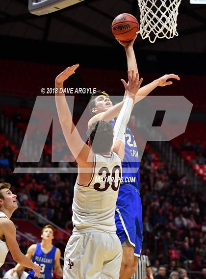 Thumbnail 2 in Pleasant Grove vs. Lone Peak (UHSAA 6A Final) photogallery.