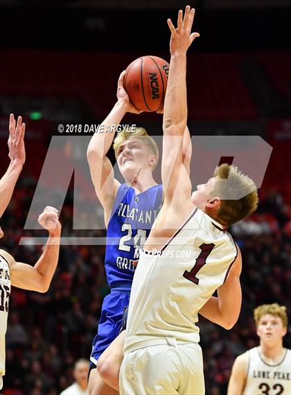 Thumbnail 3 in Pleasant Grove vs. Lone Peak (UHSAA 6A Final) photogallery.