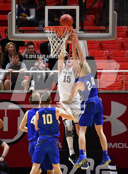 Thumbnail 2 in Pleasant Grove vs. Lone Peak (UHSAA 6A Final) photogallery.