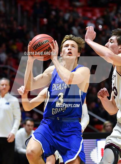 Thumbnail 3 in Pleasant Grove vs. Lone Peak (UHSAA 6A Final) photogallery.