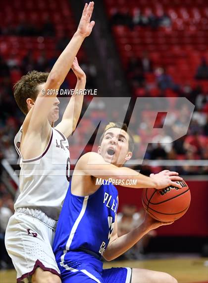 Thumbnail 2 in Pleasant Grove vs. Lone Peak (UHSAA 6A Final) photogallery.