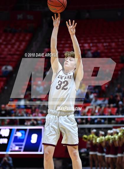Thumbnail 2 in Pleasant Grove vs. Lone Peak (UHSAA 6A Final) photogallery.